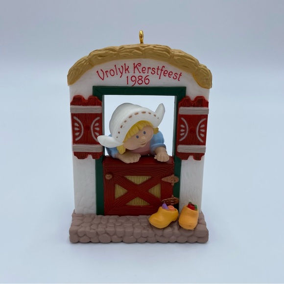 Vintage 1986 Hallmark Keepsake Windows of the World #2 Holland Dutch Ornament - Picture 4 of 8